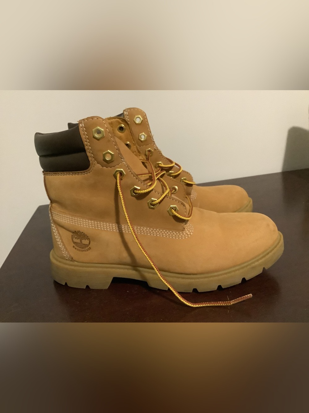 Men's Timberland Wheat Work Boots with Padded Collar size 7.5